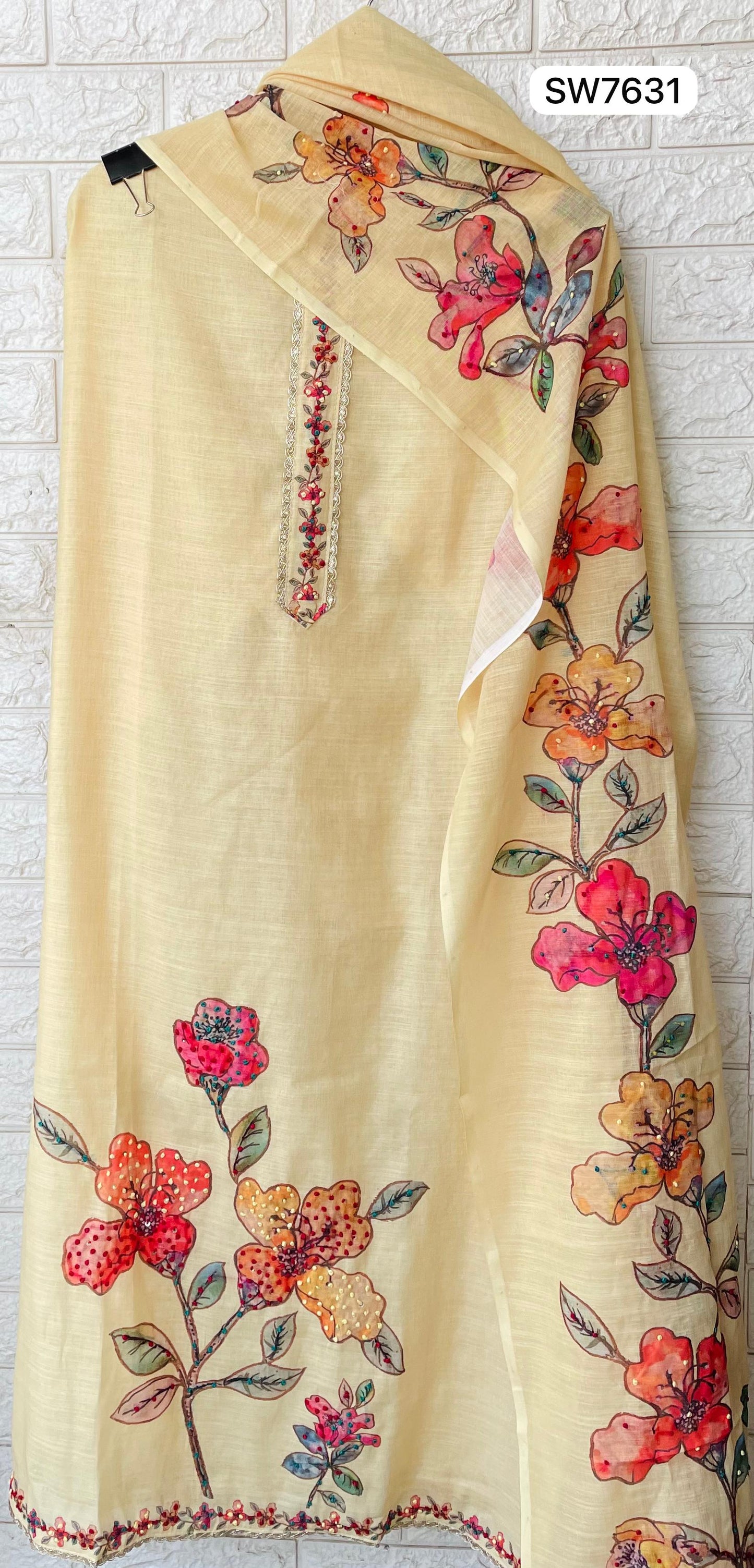 Linen Digital Print & Embroidered Unstitched Set