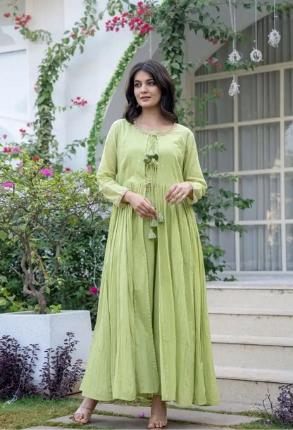 Green: Soft Cotton Fabric Kurti