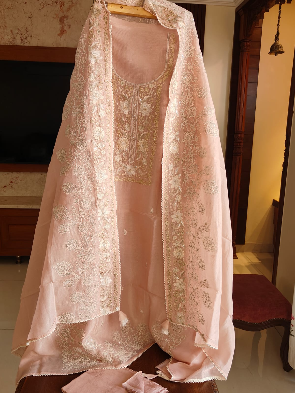 Elegant Chanderi Tissue Kurta Set