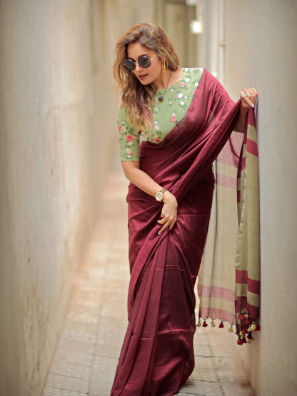 Best Quality New Khadi Cotton Colour Bar Saree