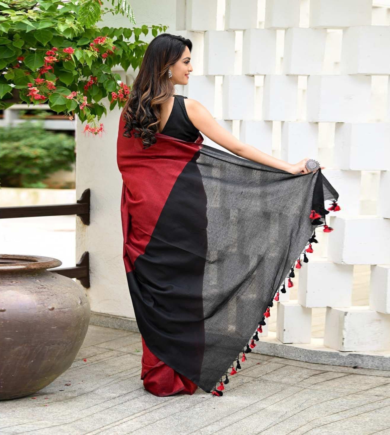 Best Quality New Khadi Cotton Colour Bar Saree