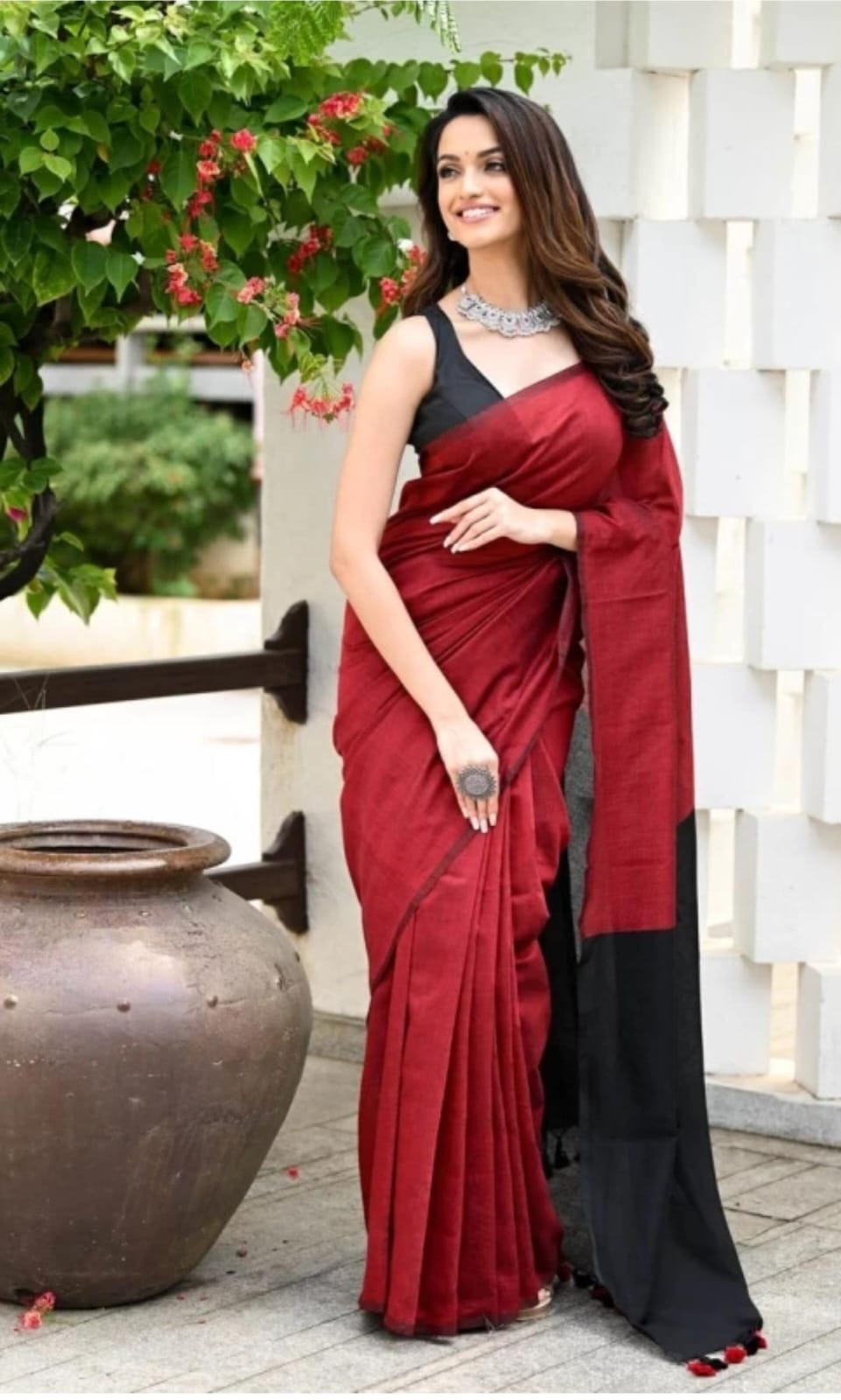 Best Quality New Khadi Cotton Colour Bar Saree