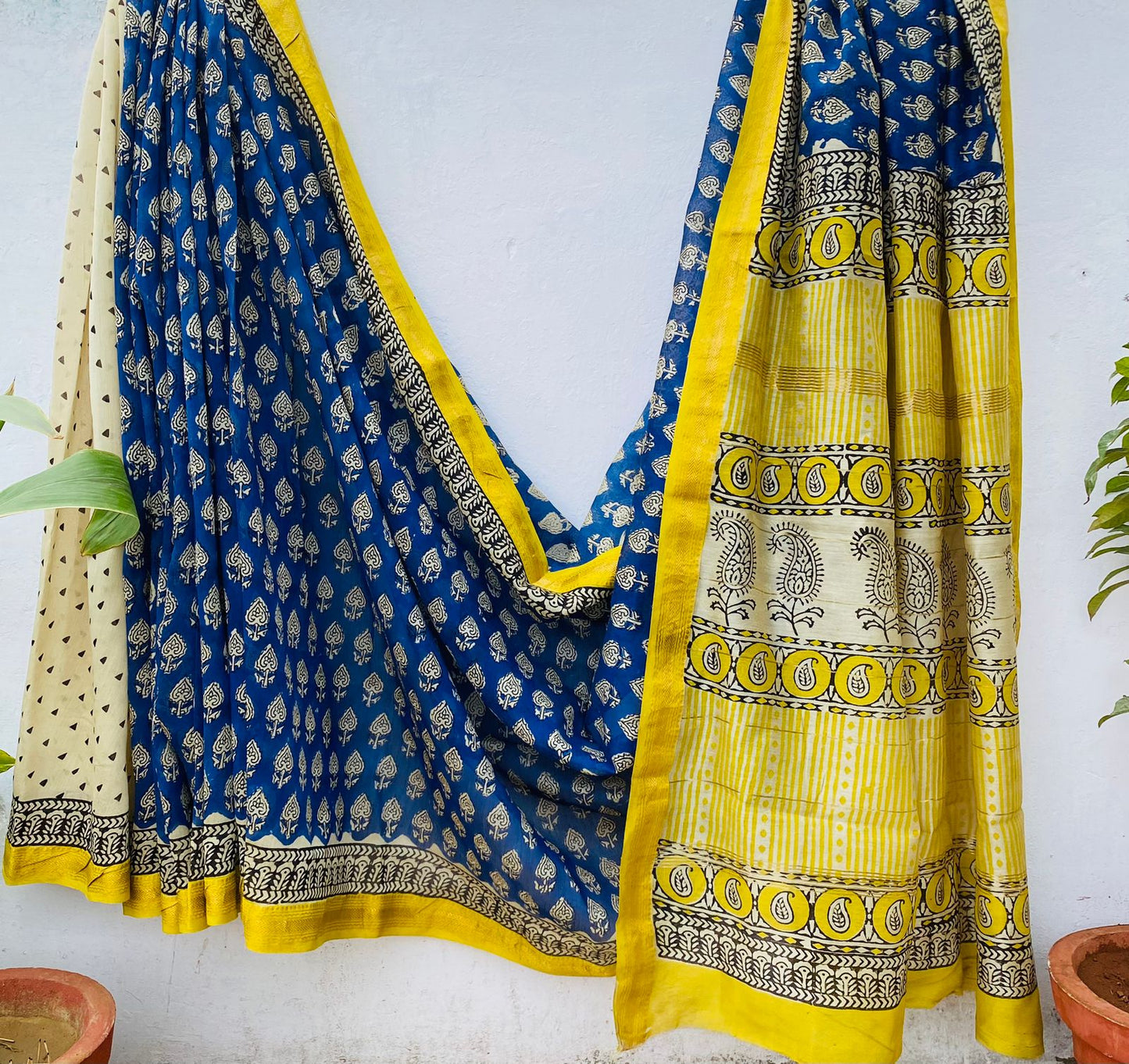 Beautifully Crafted Maheshwari Silk Saree