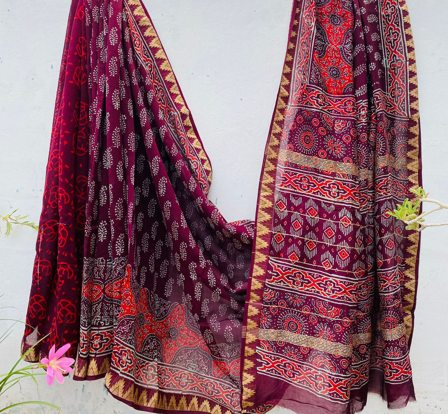 Beautifully Crafted Maheshwari Silk Saree