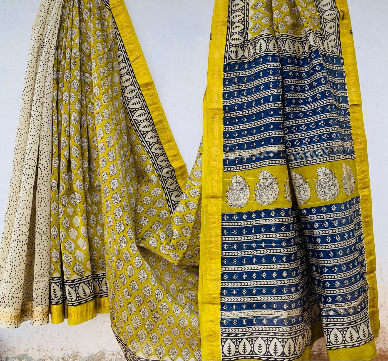 Beautifully Crafted Maheshwari Silk Saree