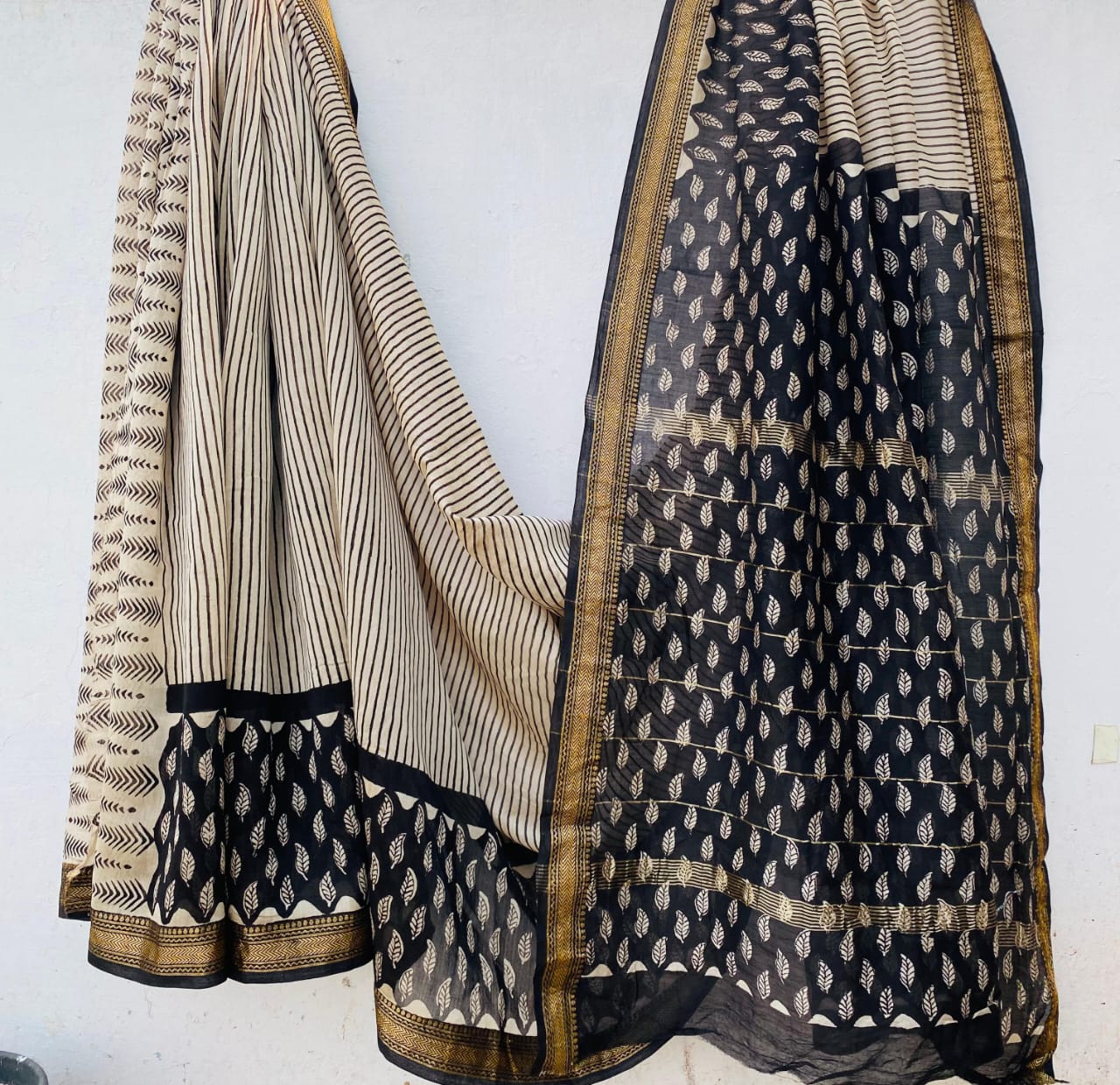 Beautifully Crafted Maheshwari Silk Saree