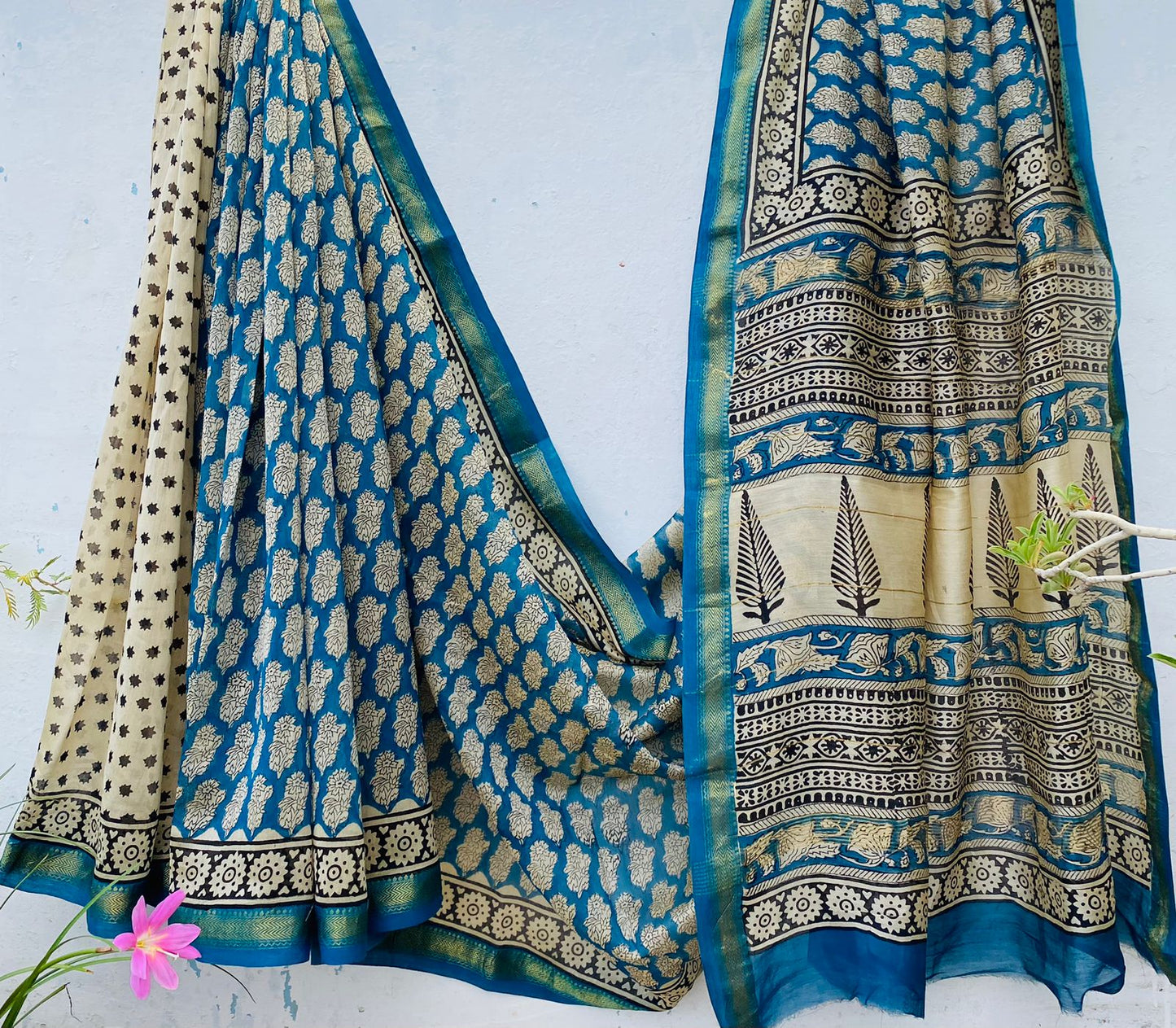 Beautifully Crafted Maheshwari Silk Saree