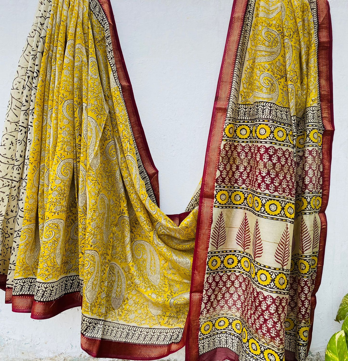 Beautifully Crafted Maheshwari Silk Saree