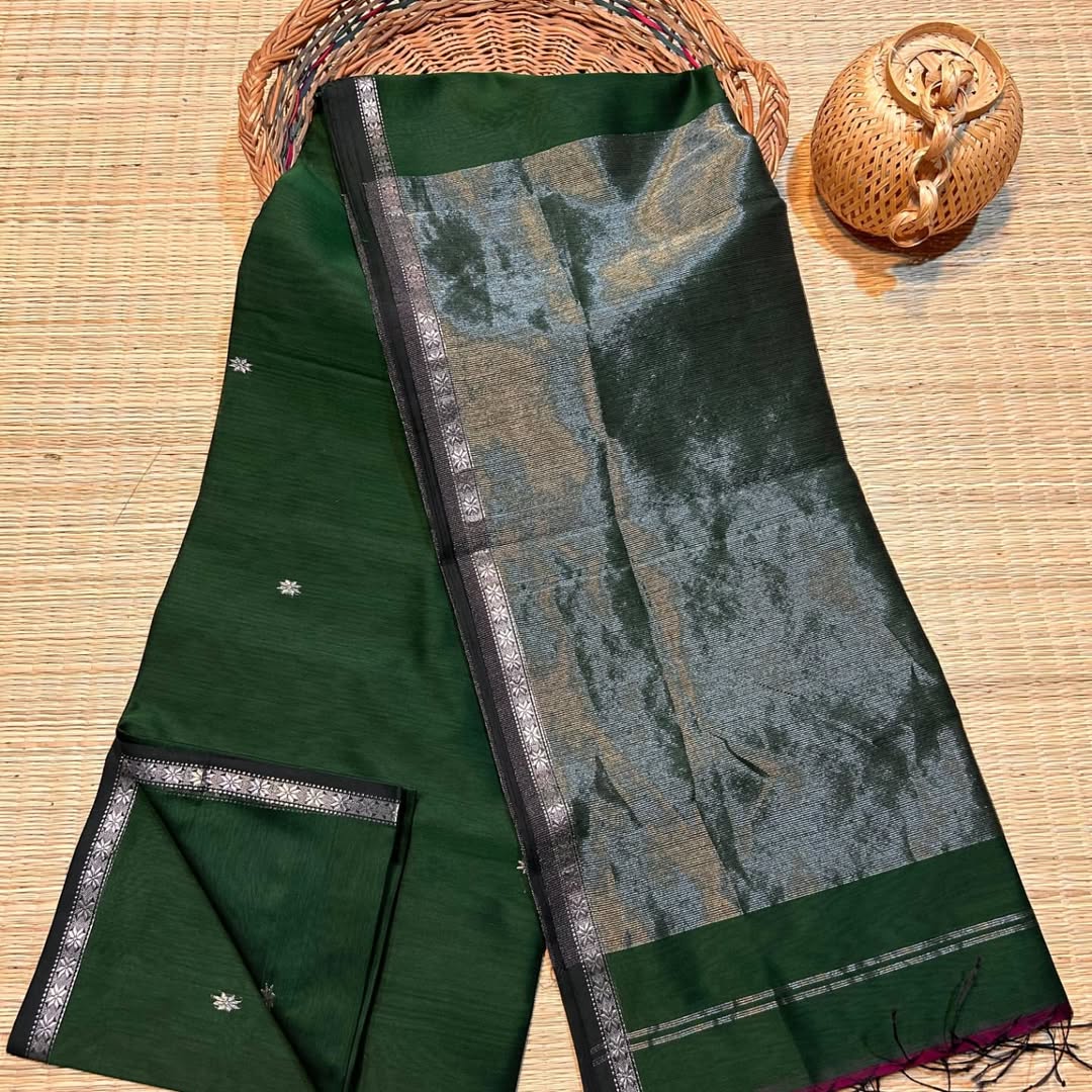 New Maheshwari Handloom Cotton-Silk Saree with Star Motifs