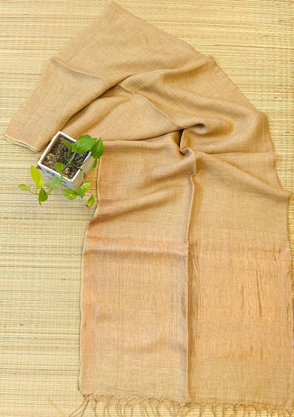 Premium Export Quality Linen Saree