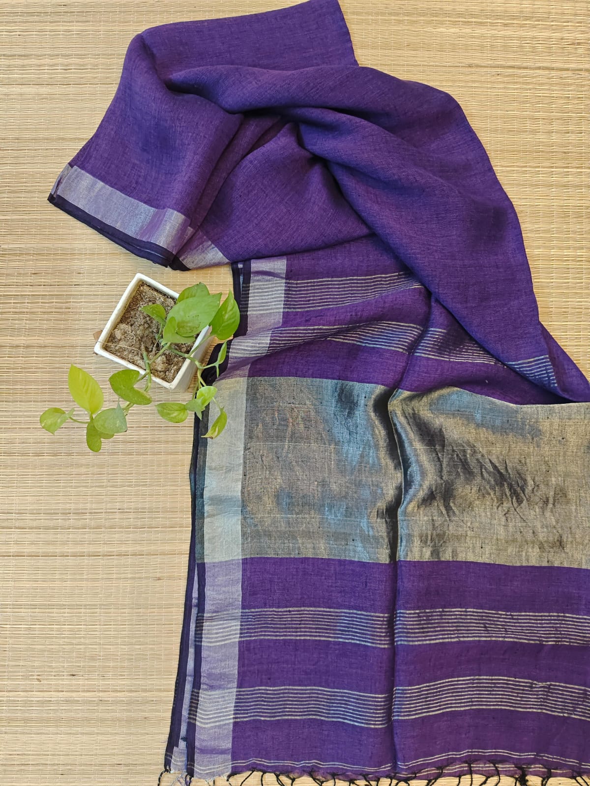 Premium Export Quality Linen Saree