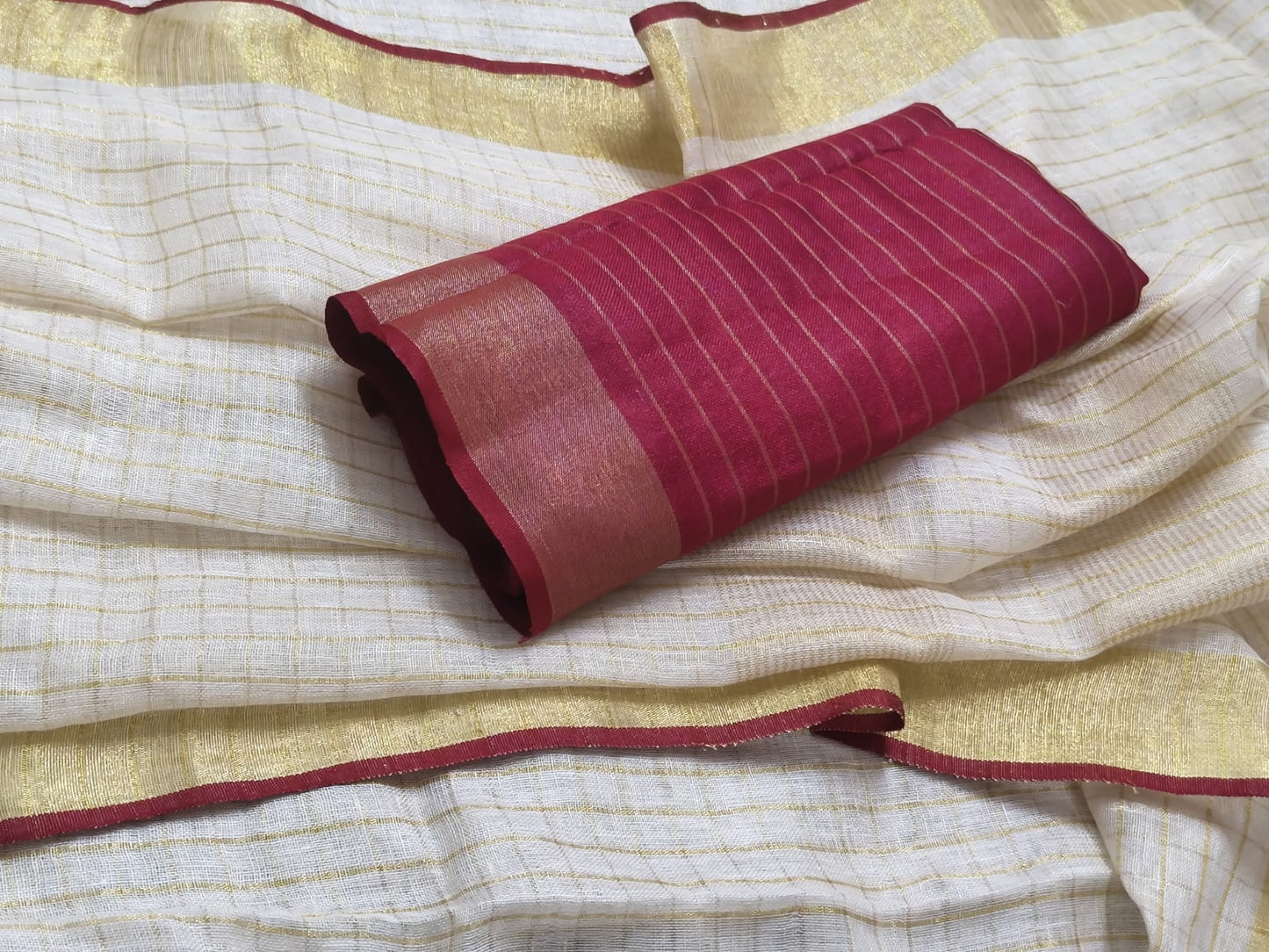 Pure Linen Weaving Mini Checks Saree