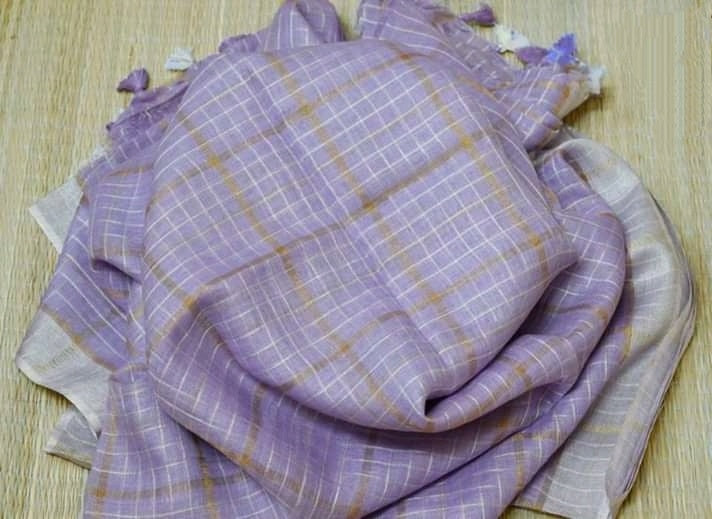 Pure Linen Weaving Mini Checks Saree with Running Blouse