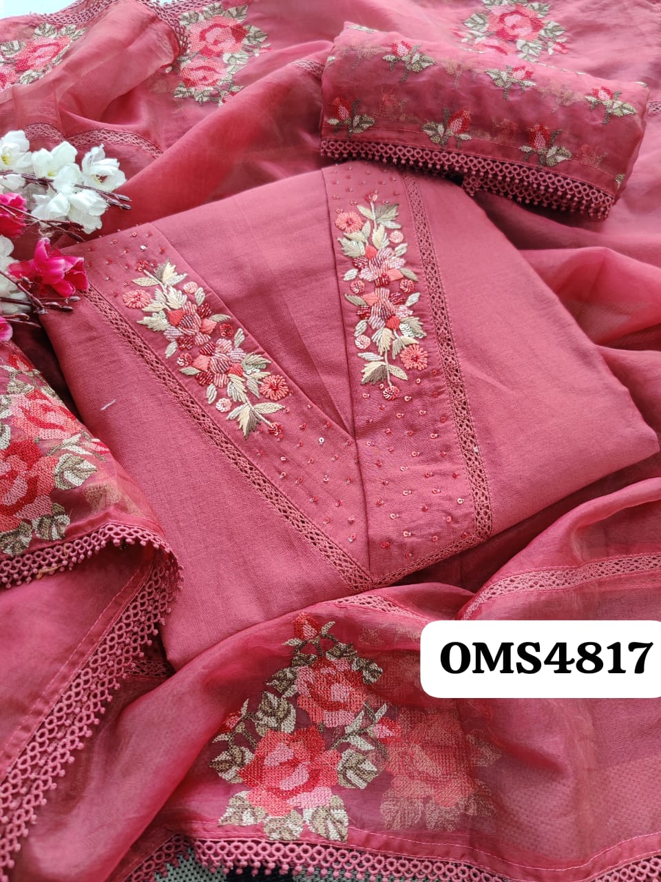 Elegant Chanderi Embroidered Set