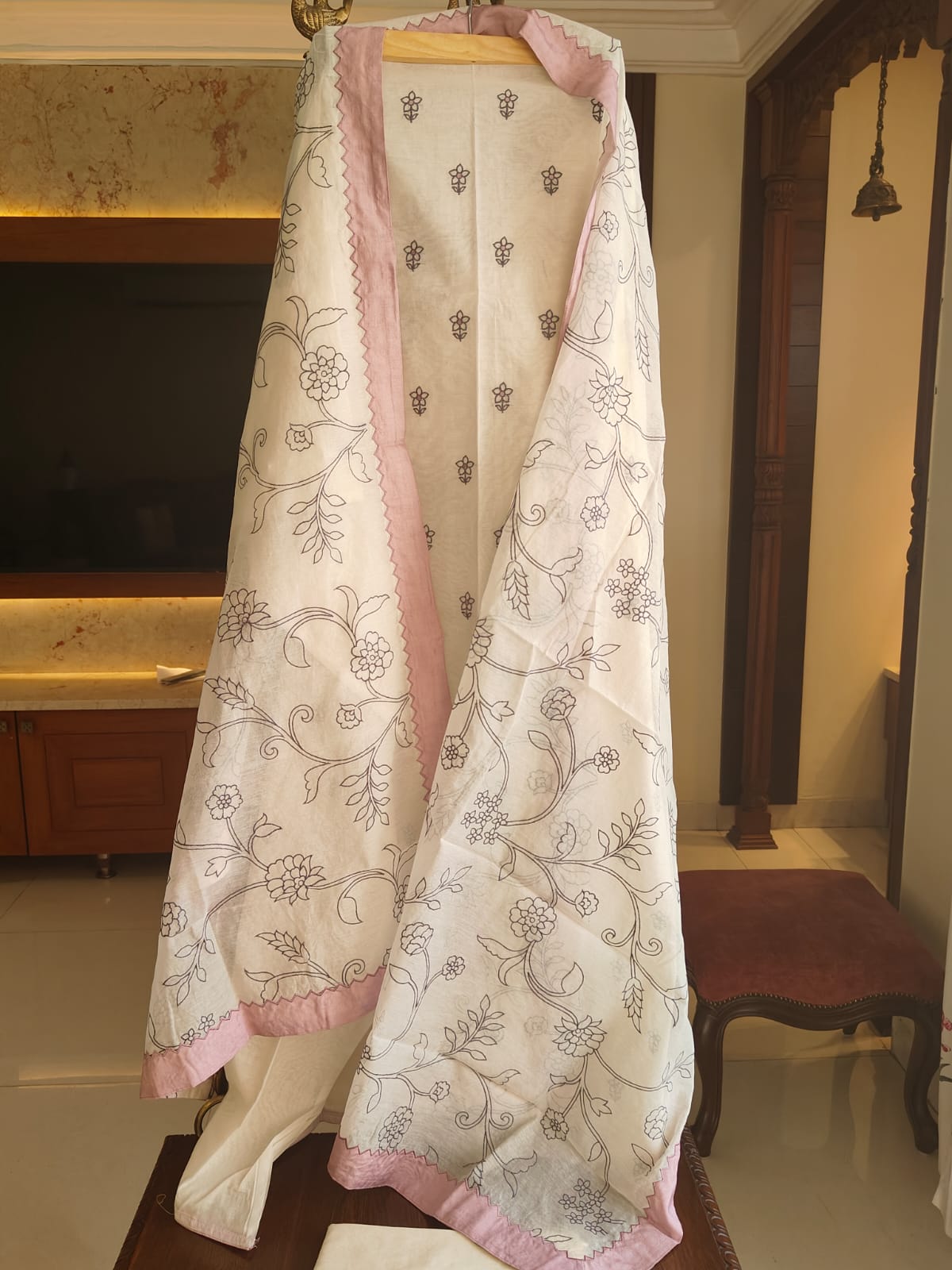 Elegant Pure Mul Cotton Embroidered Set